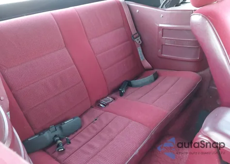 1993 Ford Mustang Lx z USA, uszkodzony, nr VIN 1FACP44M6PF193412